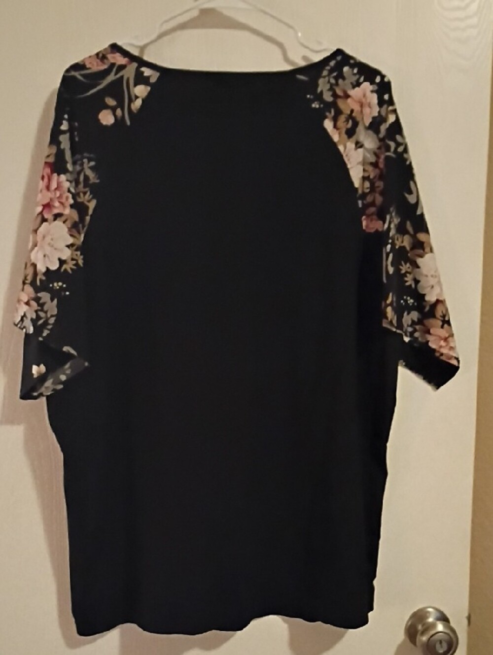 BloomChic Black Tunic with Floral Dolman Sleeves and Lace Trim - Picture 4 of 6